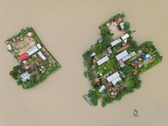 Side-by-Side Raised Islands